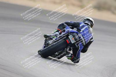 media/Dec-17-2022-SoCal Trackdays (Sat) [[224abd9271]]/Turn 10 Backside (120pm)/